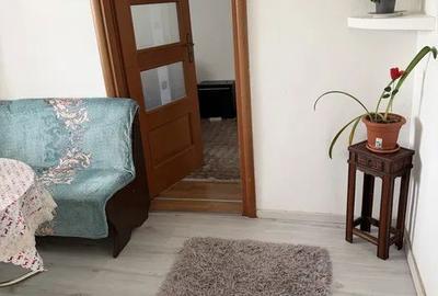 Apartament cu 3 camere decomandat în Rahova - 4