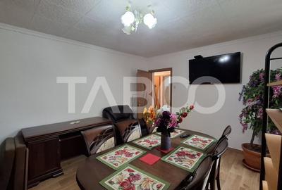 Apartament cu 2 camere decomandat, mobilat în Vasile Aaron - 3