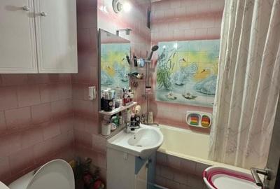 Apartament cu 3 camere semidecomandat în Calea București - 10