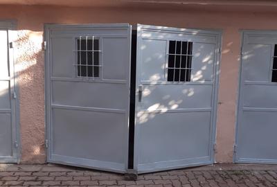 De inchiriat GARAJ