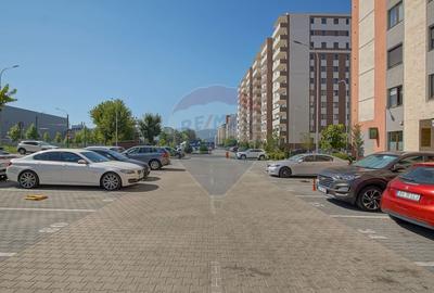 Apartament spatios de inchiriat - 3 camere Isaran - 20