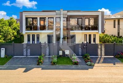 Duplex cu 5 camere cu Teren 256 Mp în Corbeanca