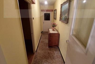 Apartament cu 3 camere semidecomandat în Central - 5