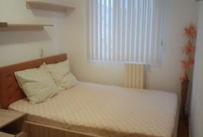 Apartament cu 3 camere semidecomandat în Central - 5