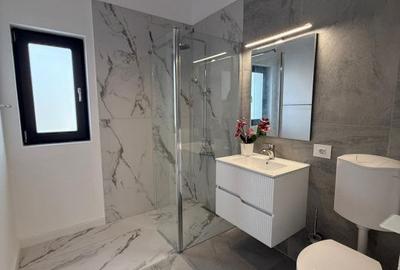 Casă cu 4 camere cu Teren 293 Mp în Balotești