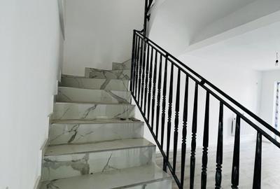 Casă cu 4 camere cu Teren 250 Mp în Berceni - 9