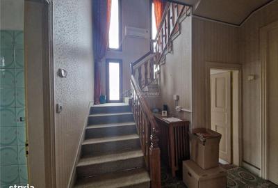Casă cu 5 camere cu Teren 154 Mp în Central - 9