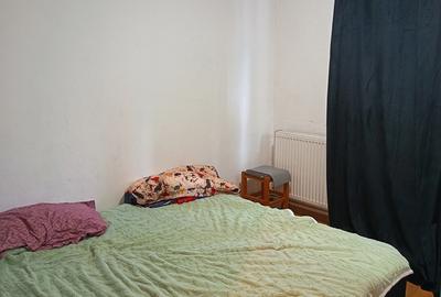 Apartament cu 4 camere în Prelungirea Ferentari