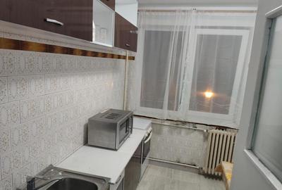 Apartament cu 3 camere, mobilat în P-ța Unirii - 2