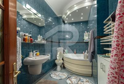 Casa cu teren de 3000 mp - ponton la lac - piscina si casa de oaspeti - 30
