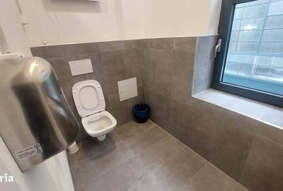 Spațiu comercial, de 247 mp, în Est - 3