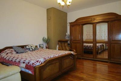 Zona Excelenta! Vanzare Casa Centru - zona Spital Judetean! - 13