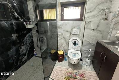 Casă cu 10 camere cu Teren 525 Mp în Central - 7