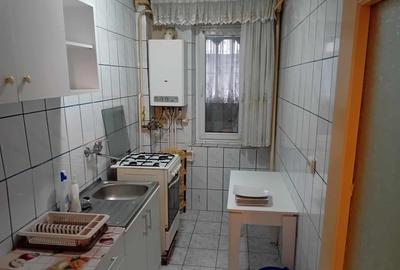 Apartament 2 Cam Centru B-dul. Dacia 45mp parter semirenovat centrala - 4