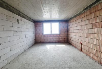 Casă cu 4 camere cu Garaj în Vânători - 7