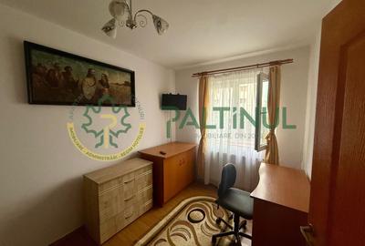Apartament cu 2 camere decomandat, mobilat în Hipodrom 3 - 4