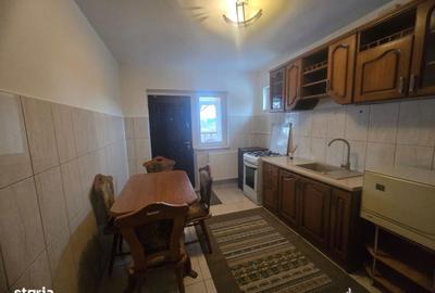 Casă cu 4 camere în Săucești - 7