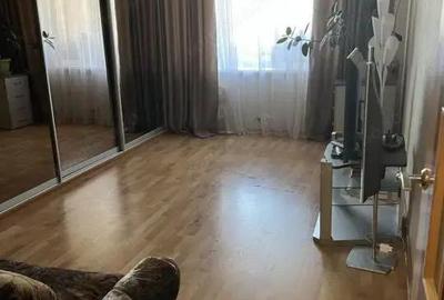 De inchiriat Str. Daliei apartament cu 2 camere - 3