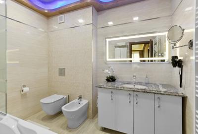 Apartament cu 2 camere decomandat în Tractorul - 6