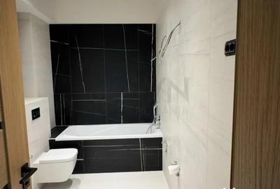 Casă cu 5 camere cu Teren 300 Mp în Băneasa - 2