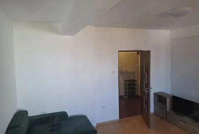 Garsonieră decomandată în Central - 5