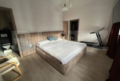 Apartament cu 3 camere semidecomandat în Central - 4
