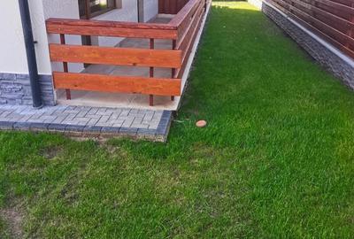 Apartament cu 3 camere decomandat în Bușteni