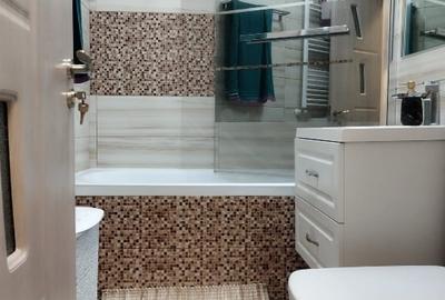 3 camere Titan Auchan Parcul Teilor, Comision 0 - 10