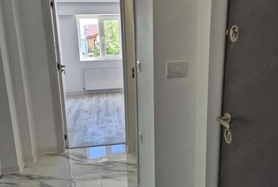 Apartament cu 3 camere semidecomandat în Central - 4