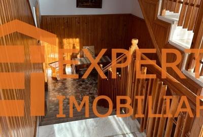 Casa compusa din 7 camere situata in zona EFORIE NORD - CENTRU - 13