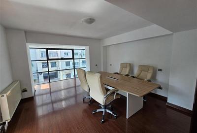 Birou, de 120 mp, în Unirii - 7