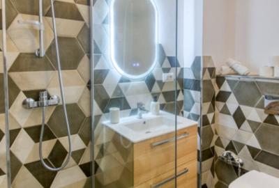 Garsoniera situata in zona Mamaia Nord, primul bloc de la pr - 7