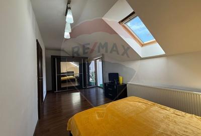 CASA  cu 5 camere de vanzare in Selimbar - 9