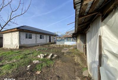 Casă cu 4 camere cu Teren 1600 Mp în Petru Rareș - 3