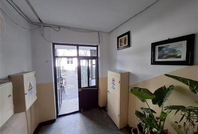 Apartamnet 2 camere, transformat in 3 camere, parter, Longinescu - 14