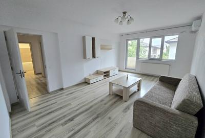 Apartament cu 2 camere decomandat, mobilat în Central