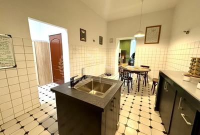 Apartament cu 2 camere semidecomandat, mobilat în Central - 9
