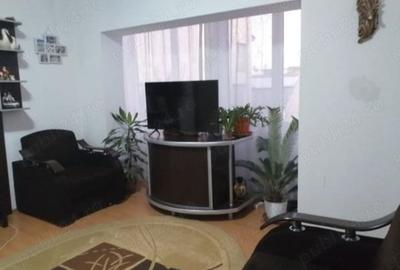 Apartament cu 3 camere semidecomandat în Tineretului - 9