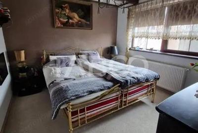 Casă cu 4 camere cu Teren 560 Mp în Central - 2