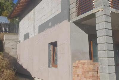 Casă cu 5 camere în Agăș - 6