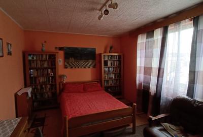 Casa de vanzare - complex imobiliar - 15