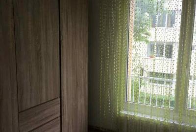 Apartament 2 camere, semidecomandat - zona Gemenii