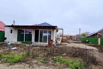 Casă cu 4 camere cu Teren 2143 Mp în Ștefănești - 1