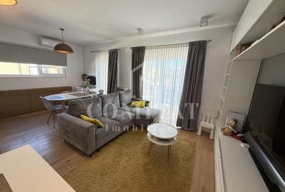 Apartament cu 3 camere semidecomandat, mobilat în Borhanci - 2