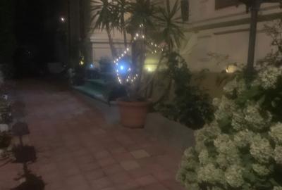 Casă cu 4 camere cu Teren 500 Mp în Central - 1