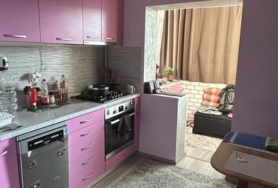 Apartament cu 3 camere decomandat în Dacia - 6