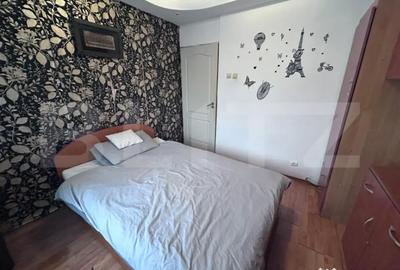 Apartament cu 4 camere decomandat, mobilat în 9 Mai - 2