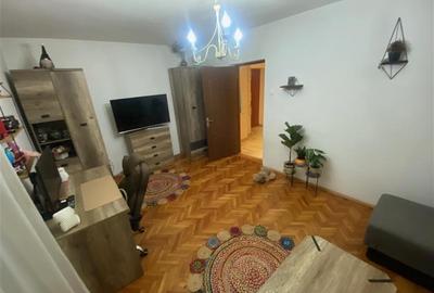 Apartament cu 3 camere de inchiriat in Tudor - 3