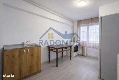 Apartament cu 2 camere decomandat în Sud - 3