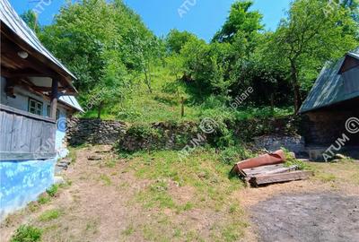 Casa traditionala din lemn cu 930 mp teren langa Sibiu - 4